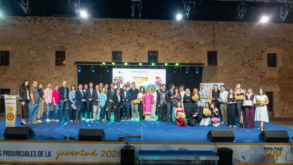 queplus's tweet photo. La Diputación premia con 18.000 euros el talento y el emprendimiento de los jóvenes de la provincia en una gala en Santa Pola
https://t.co/43iC13o9Cg https://t.co/OCEhoj5pmN