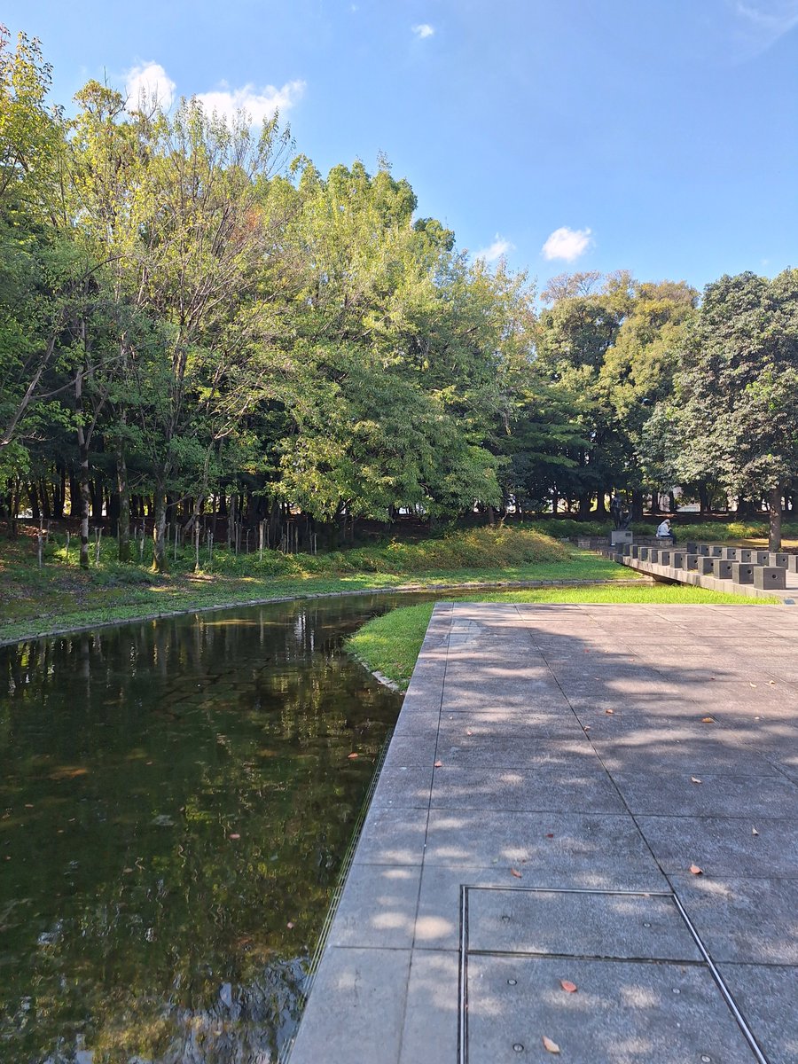 brilliantmikit's tweet photo. 岐阜県美術館
フランス近代絵画の祝宴✨
クロード・モネ
ロンドン、チャリング・クロス橋
オディロン・ル��ン、ルノワール、ピカソ、ゴッホ、大変良かったです✨
とりあえず図録とモネのビニール傘
複製画を購入🤭

#岐阜県美術館
#フランス近代絵画の祝宴 https://t.co/dkYGr00ygZ