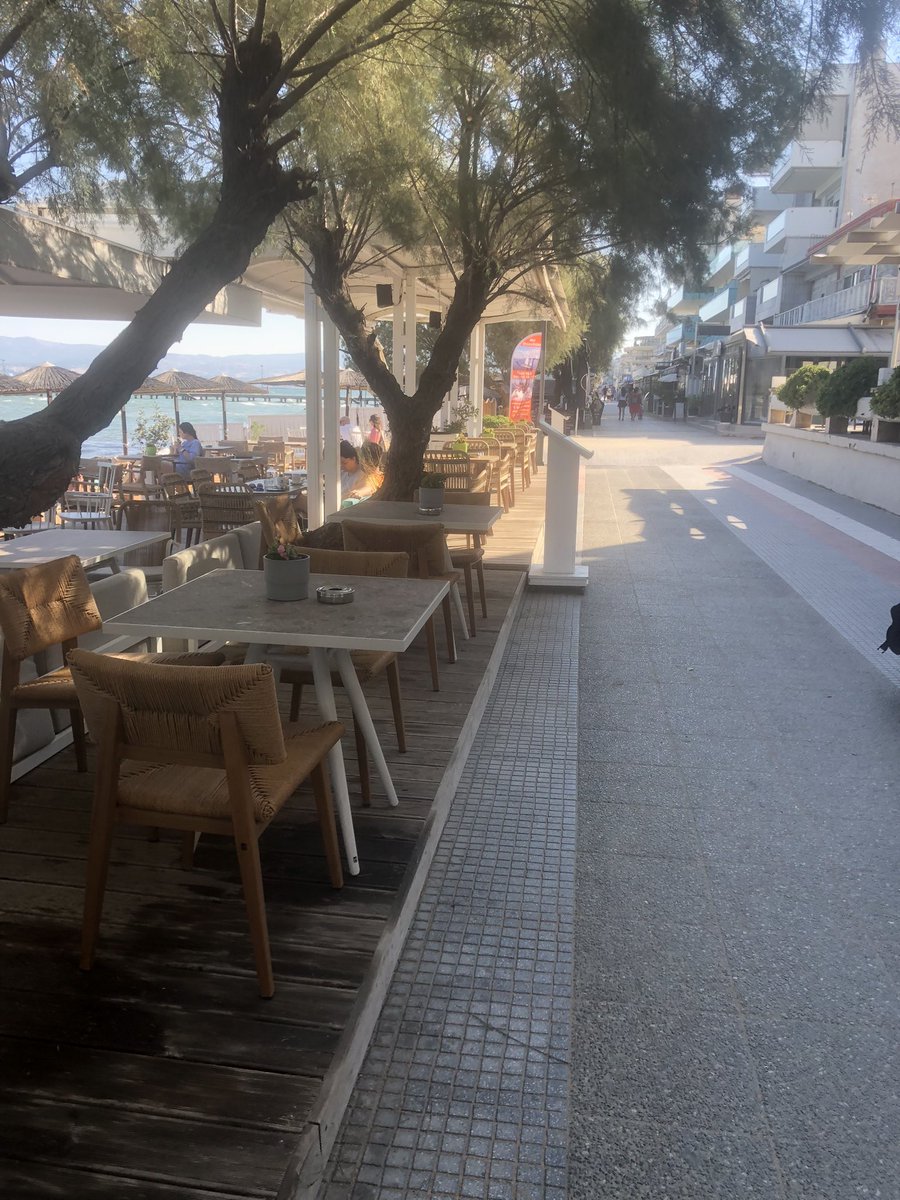 kalogxoa's tweet photo. Ωραία που’ναι η Κυριακή… ειδικα οταν ειναι ηλιουλουστη.. παμε παραλια για τσιπουρακι;🌸Καλημέρα!! https://t.co/GaCE5fQgL3