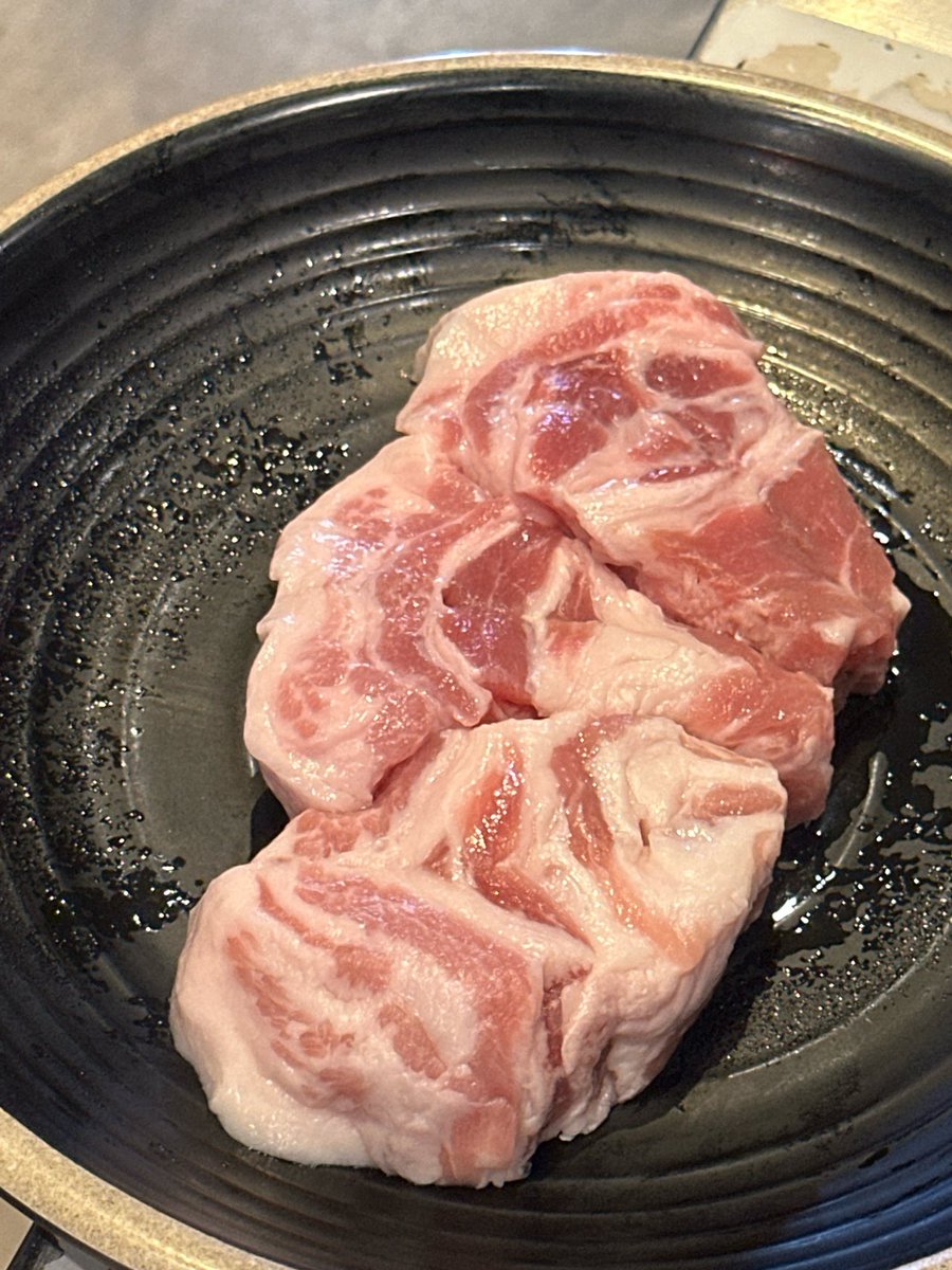 MUKagain's tweet photo. 📍당산오돌

처음 먹어보는 꼬들살…쫄깃 아삭한데 육즙이 자르르… 쉼없이 계속들어갔어요…….🥹 https://t.co/28Y98ihuPl