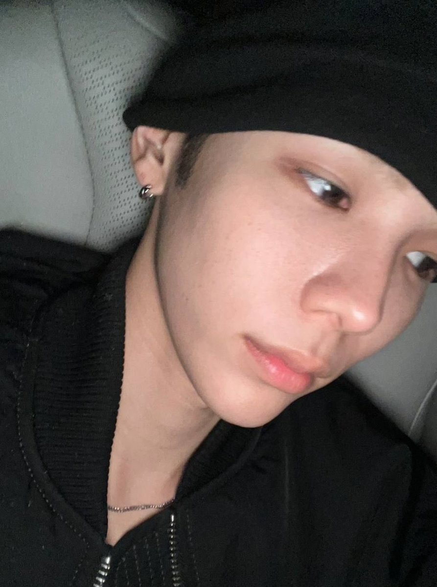 riizetalk's tweet photo. 🧋💭 • 261018
[5:00 PM KST] 

💭

what are you doing https://t.co/mITDaGMIoc
