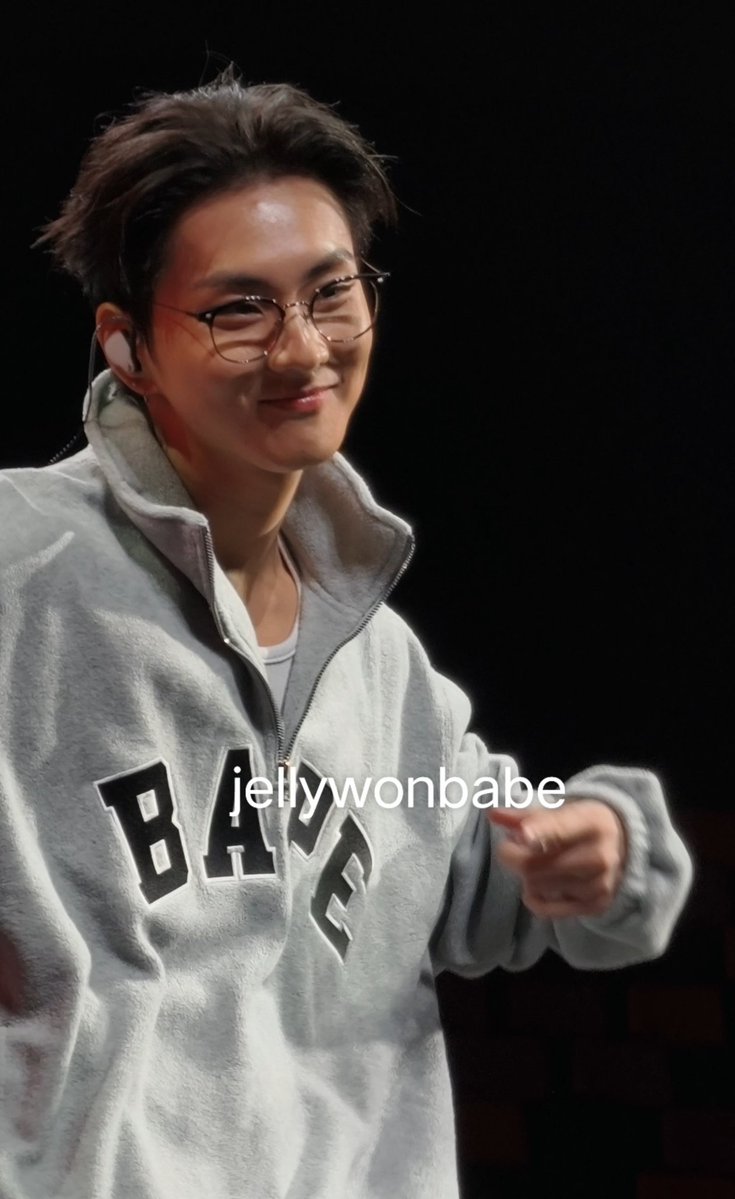 jellywonbabe tweet picture