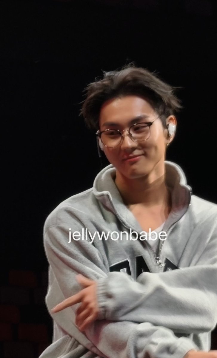 jellywonbabe tweet picture