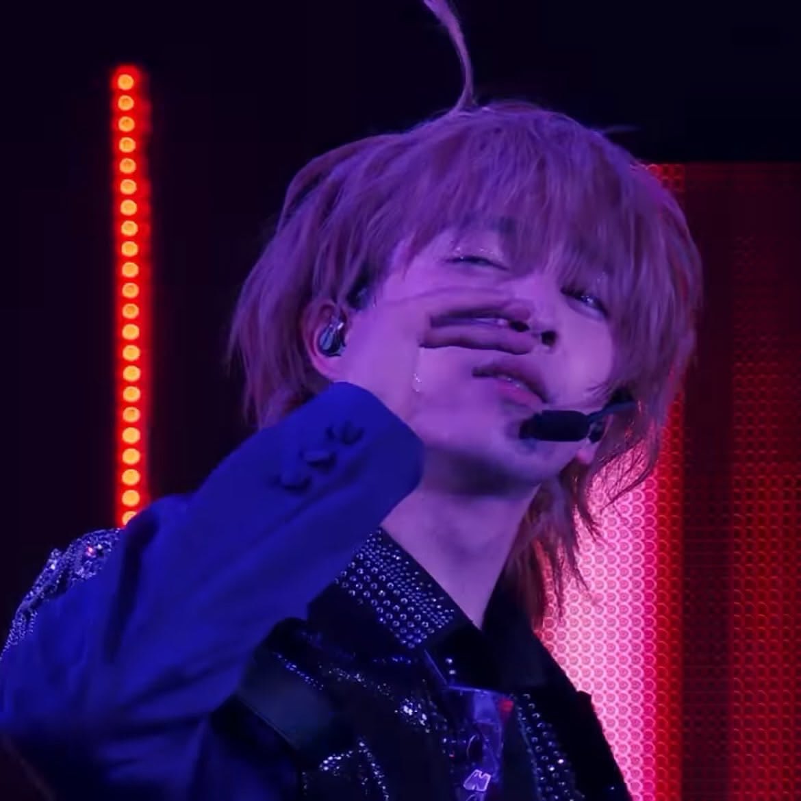M1koto88's tweet photo. 気まずいおいちゃん
急ぐ仁人
怒ったちいかわ
バチイケ吉田仁人 https://t.co/95wzZnHaBT