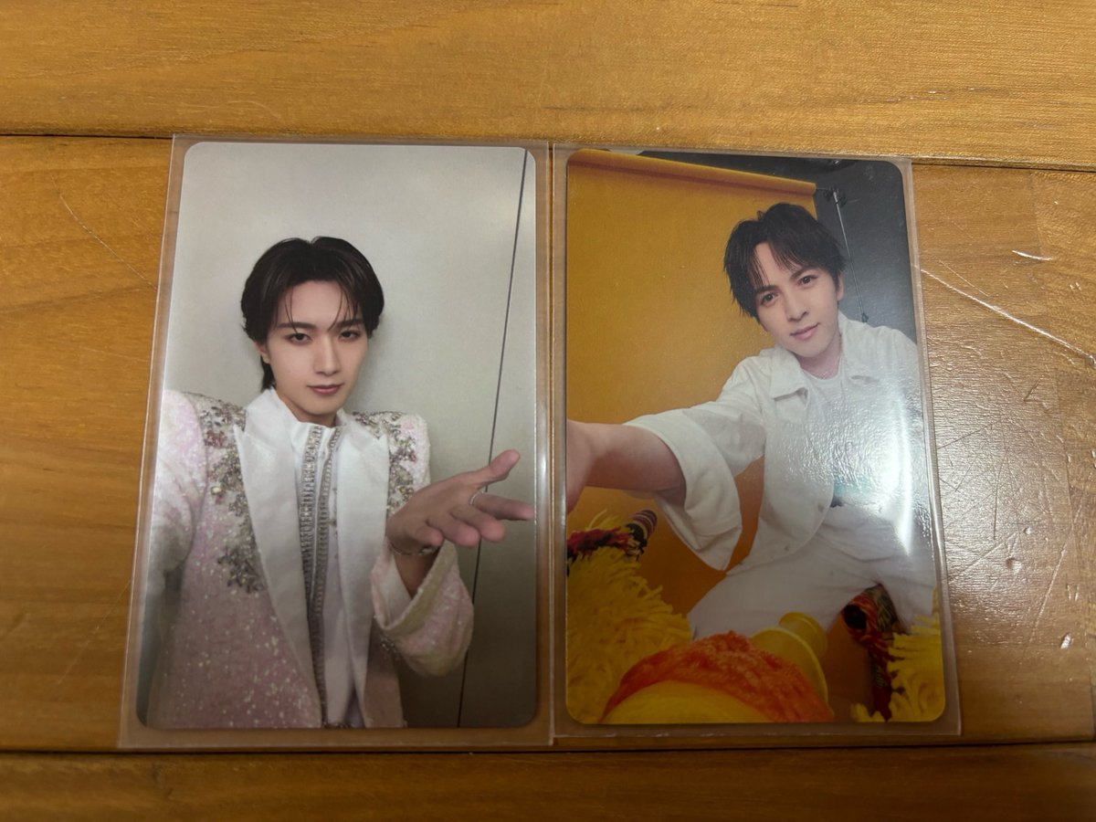 lly_d2's tweet photo. M!LK LOVE ENG!NE トレカ 交換
山中柔太郎 吉田仁人

譲)1枚目

求)2,3枚目の💖付きのもの

郵送での取引になります。
お気軽にお声かけください！
#MILK交換 #MILK譲 #MILK求 https://t.co/v6OSR1FUPr
