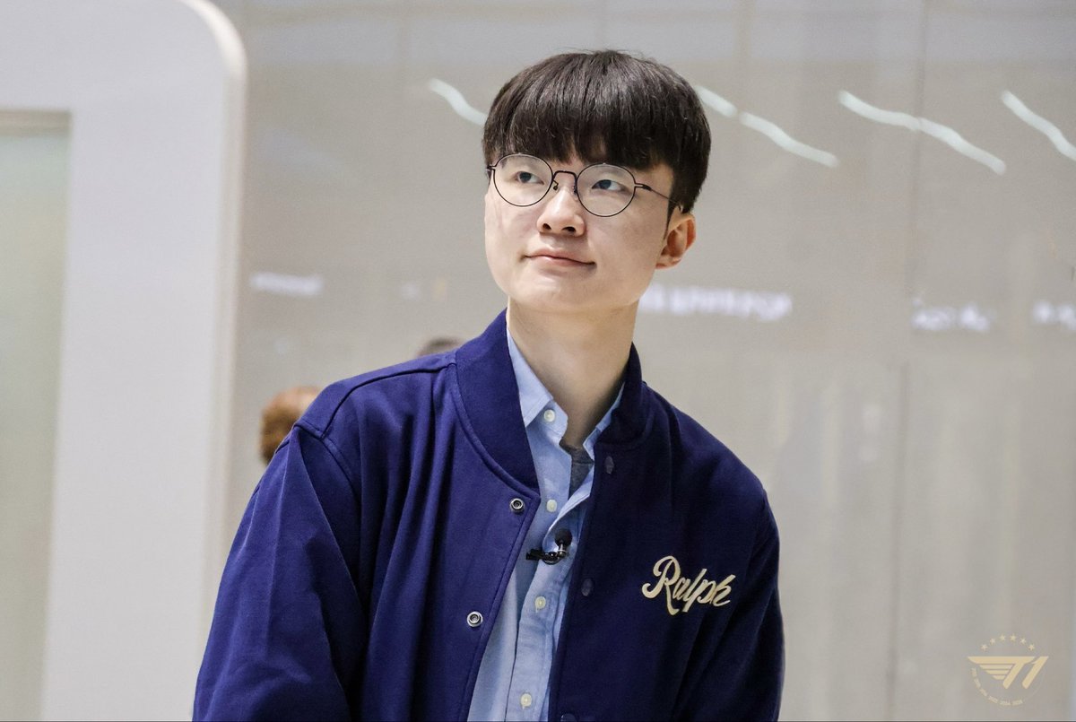 T1LoL's tweet photo. #TogetherAs1 #T1atWorlds2026 https://t.co/oDLFM5gft9