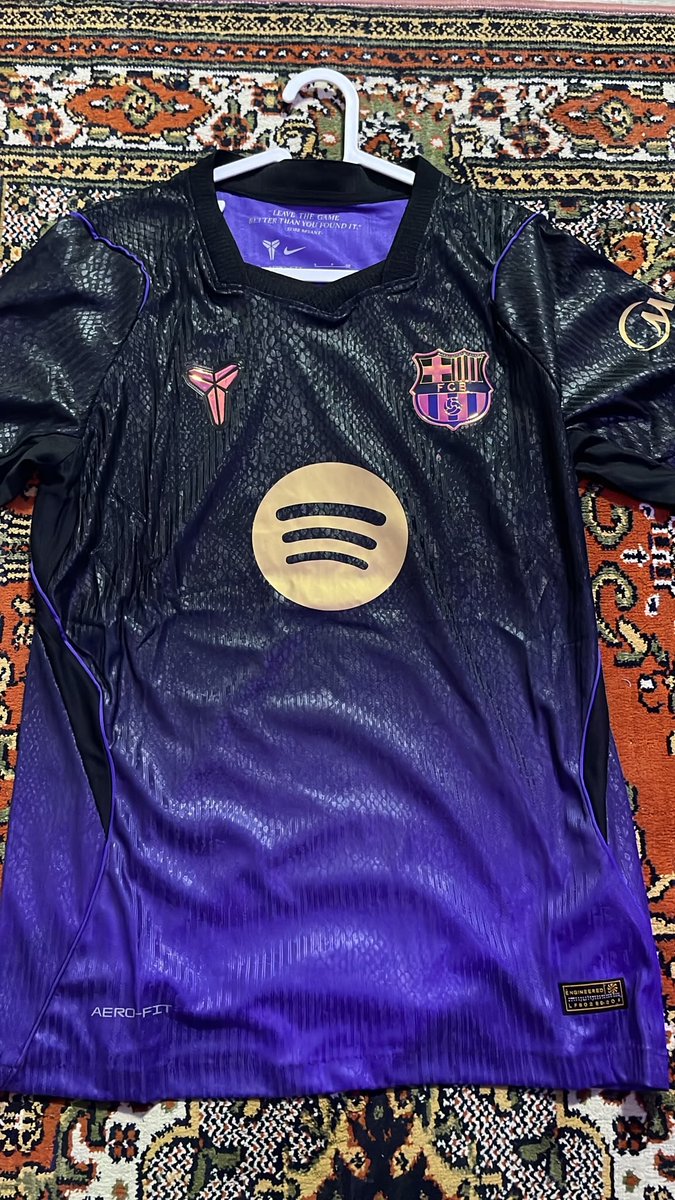formatrix10's tweet photo. tek başına bile parlıyor… Üzerinize giydiğinizde ise etrafınızdaki en dikkat çekici insan olma olasılığınız %100. https://t.co/5J2x1ESHzk
