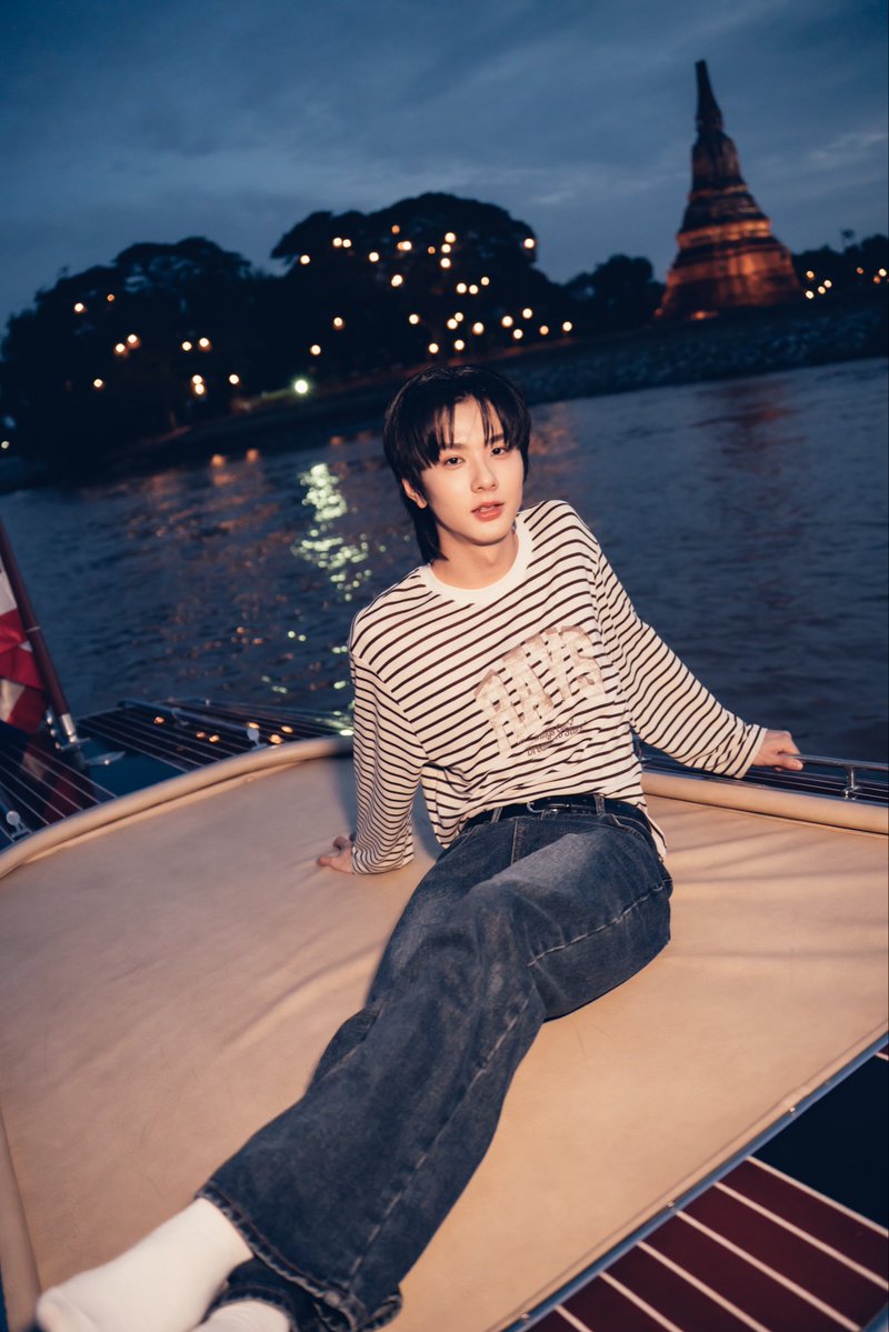 Auautnp's tweet photo. วิวสวยนะคับบบบบ

MR FANBOY CHAPTER 8
#MrFanboyEP8 https://t.co/7VWu0WBDd2