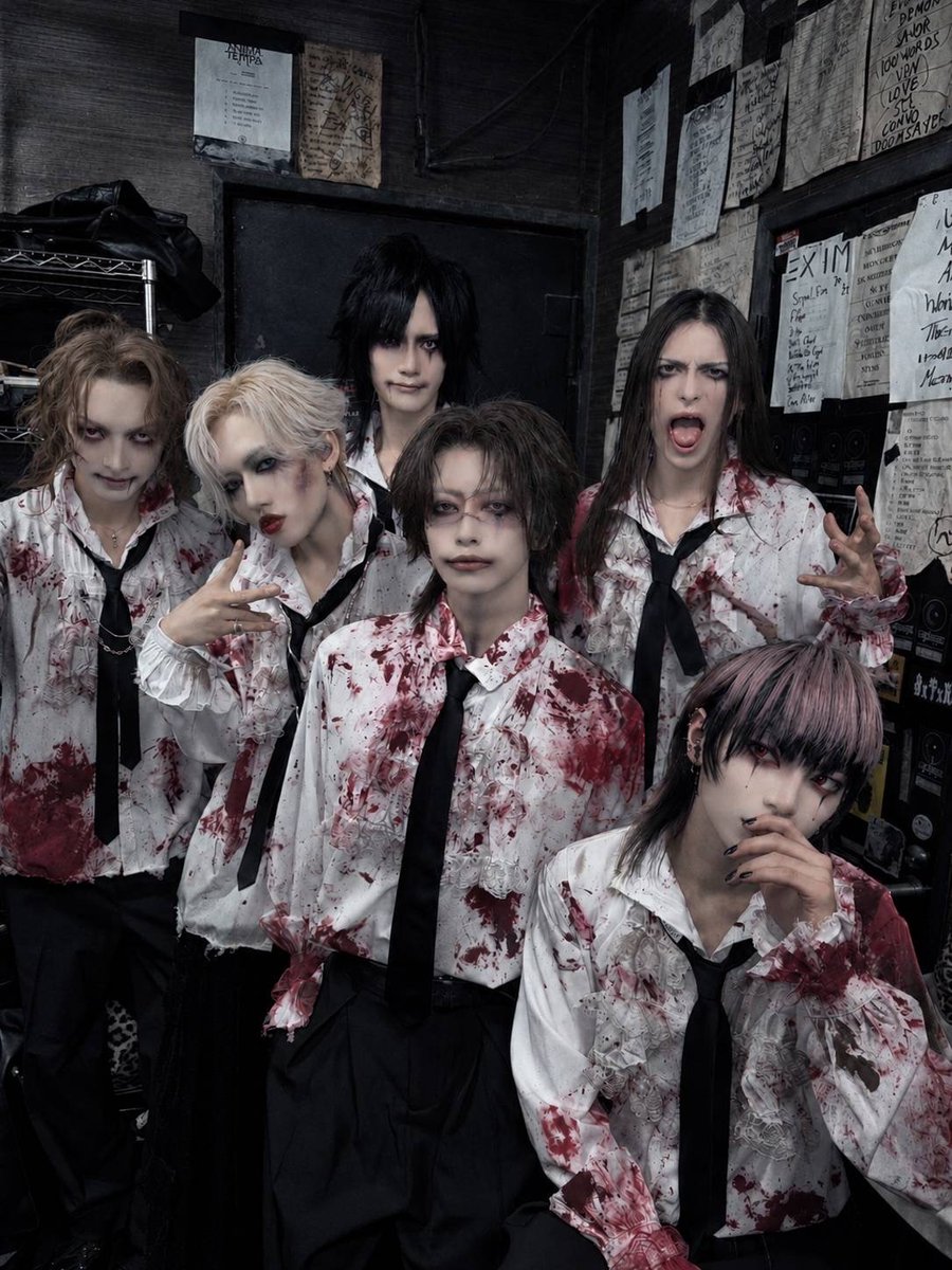 Hantensuru6on's tweet photo. †—————————†
反転する時間
Thank You!!
SHIBUYA CYCLONE
†—————————†

#反転する六音 https://t.co/m7400qy2RI