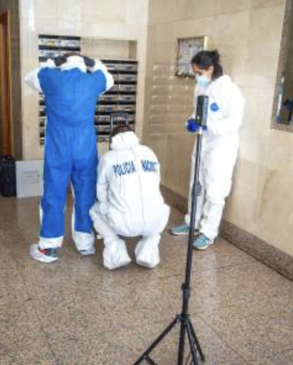 contrastado's tweet photo. 2 magrebíes de 16 y 17 años Mohamed chekraoubi y Ayoub Haiboub, con nacionalidad española, entran a robar en casa de una mujer de 83 años en Burgos.
La atan, la amordazan y la matan, al impedir que su respiración llegara al aparato de oxígeno al que estaba conectada
…Que lacra🤦‍♂️ https://t.co/9ohTbOkrZH