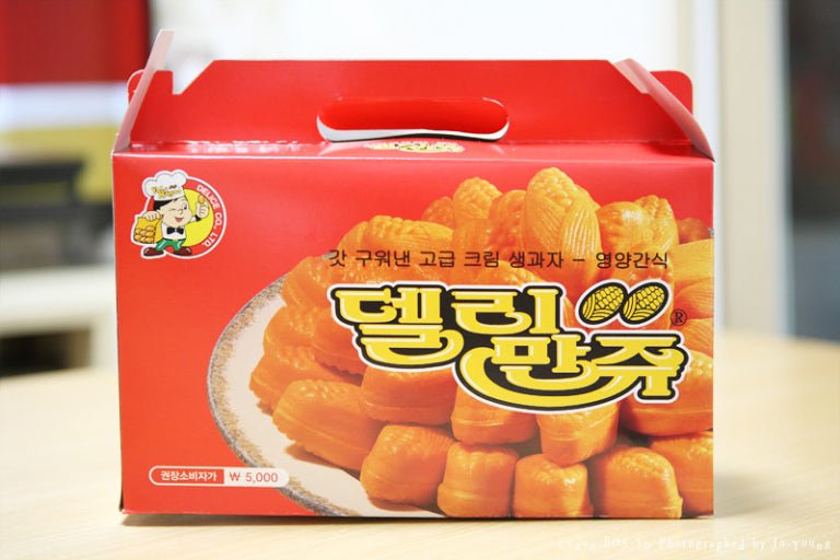 sollkieoo's tweet photo. 겹친소 및 트친소

팬티 벗고 트친들 앞에서 춤추며 인알 해달라고 부탁중.

- 광대구요
- 브테입니다
- 잘하는건 똥글 싸지르기 입니다
- 이제 트친들이 소개 해주시겠죠

트친들은 나를 소개하시고
뉴 트친들은 날 반기십셔 https://t.co/mW1GHL5GKu