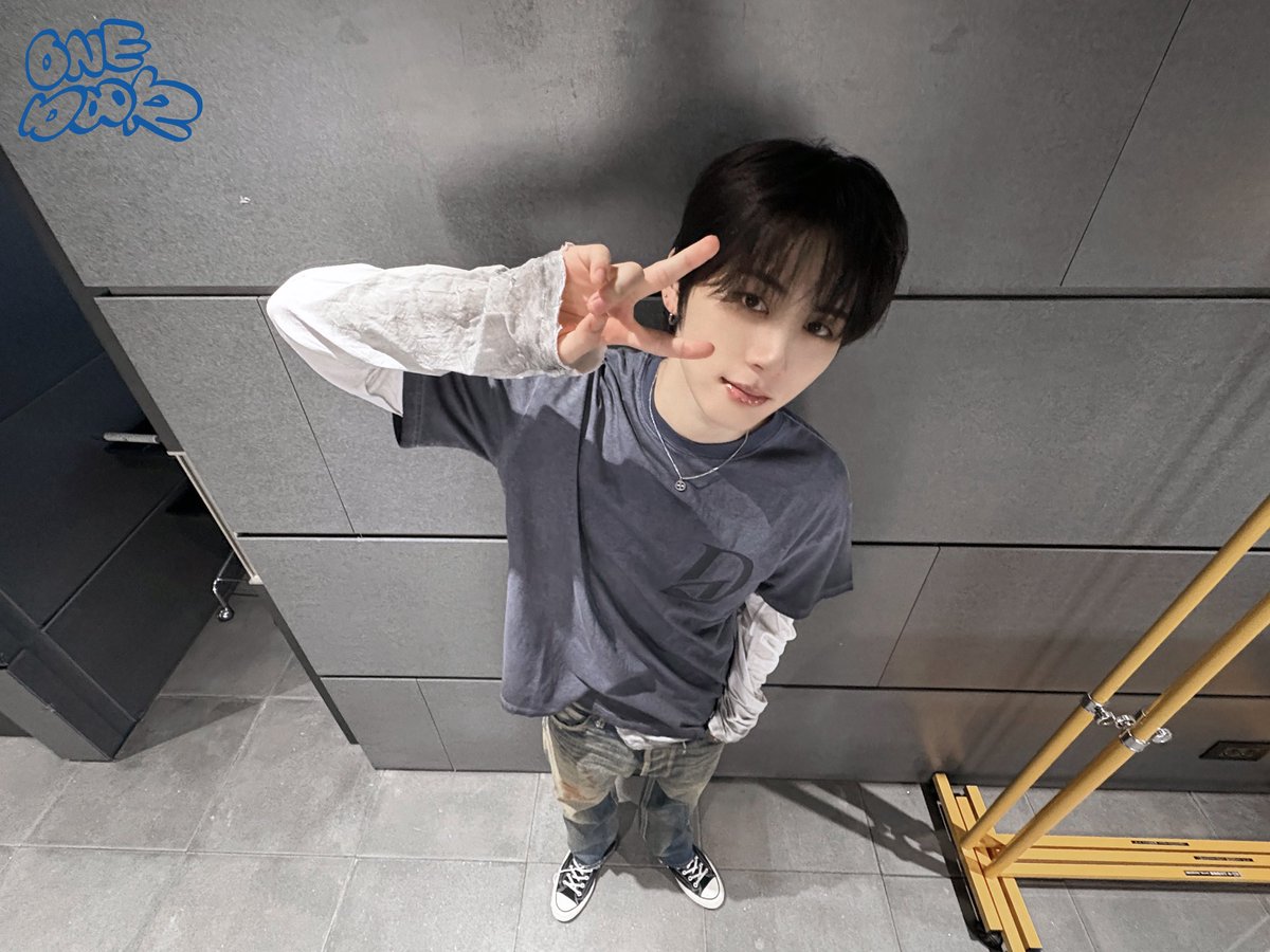 kkczlvc's tweet photo. 띠부실 원본 사진 왔다 ㅁㅊ!!!! 쫀귀 https://t.co/aMwIrWJzhF
