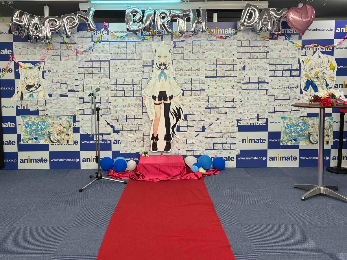 animatehirosima's tweet photo. 【コーナー情報】
(すこん部の皆さま聞こえますか…？)

#白上フブキ生誕2026 記念コーナーは
本日(10/18)までとなります
我らが王の為、
沢山の御来店まことにありがとうございました
心より御礼申し上げます

皆様からのメッセージは現在【514枚】
ほぼ壁面が埋まっております…！
 
#フブキングダム https://t.co/nXNxKbK8bn