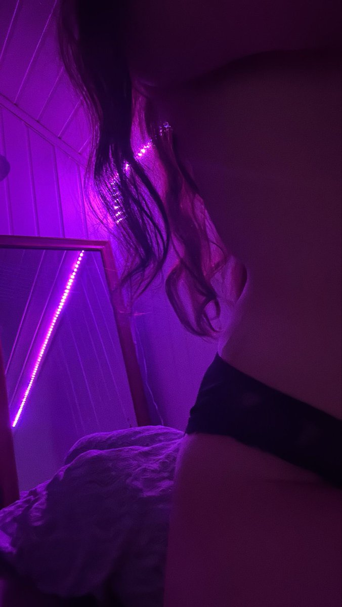 MitsuMitsukiluv's tweet photo. Meow (might start posting if this does well, very very insecure.) https://t.co/cTlBI5JOIs