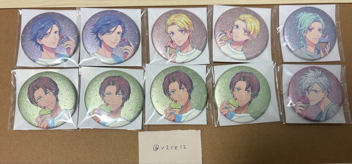 v2ce12's tweet photo. 【交換】うたプリ BGS 缶バッジ BE MY CUPCAKE

譲▶︎トキヤ 翔 セシル 蘭丸 藍

求▶︎真斗

郵送もしくは沖縄県内手渡し
N⇔N  SP⇔SPでの交換
検索からもお気軽にお声がけ下さい🙇‍♀️ https://t.co/pWMBN751n6