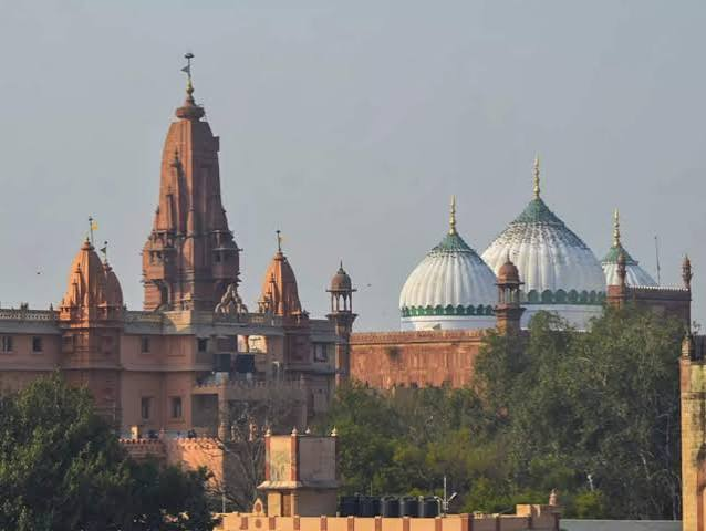 IndiaSpeaksPR's tweet photo. The Islamist argument 

What is mine, is mine

What is yours, is also mine. 

Because you are tolerant idiots and we find that disgusting https://t.co/1MtpqdCXMn