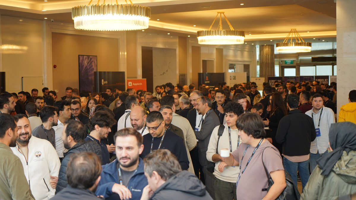 umutluoglu's tweet photo. Dün Developer Summit'i 10. kez gerçekleştirdik.

Katılan herkese, konuşmacılarımıza, destek veren sponsor şirketlere ve organizasyon ekibimize bu harika etkinliğin bir parçası oldukları için çok teşekkür ediyorum.

Developer Summit 2027'de görüşmek dileğiyle. #devnotsummit26 https://t.co/YHx4XxgRbe