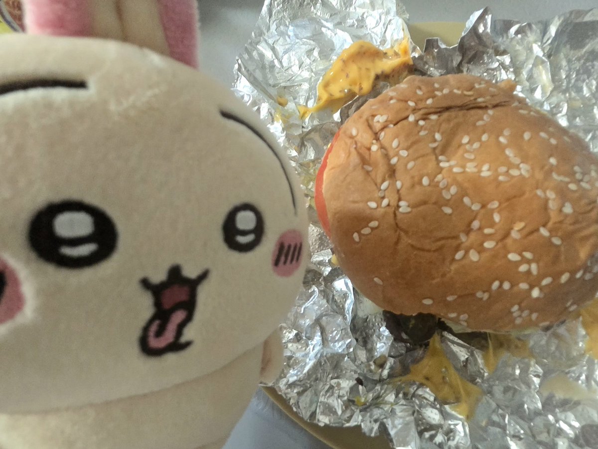dan_yaha's tweet photo. 햄버거~~ https://t.co/PS9lR9URh7