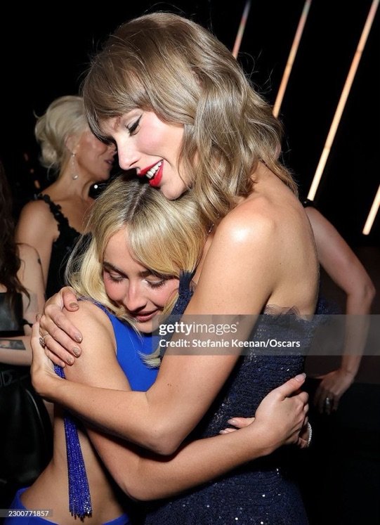 samaroon13's tweet photo. The real Tay daughter!! https://t.co/fHMvI151LN