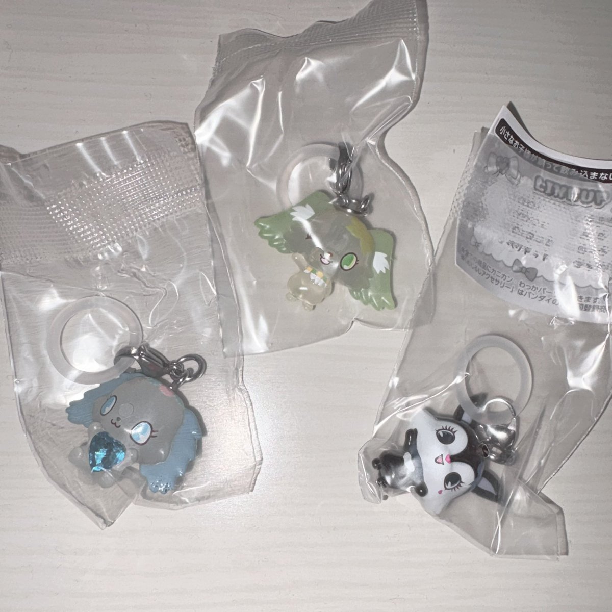 rlh70a's tweet photo. ジュエルペット めじるしアクセサリー2

譲 ペリドット サフィー ルーア

求 ルビー

福岡市内手渡しでご交換可能な方dmリプください。 https://t.co/OygCQ8r9An