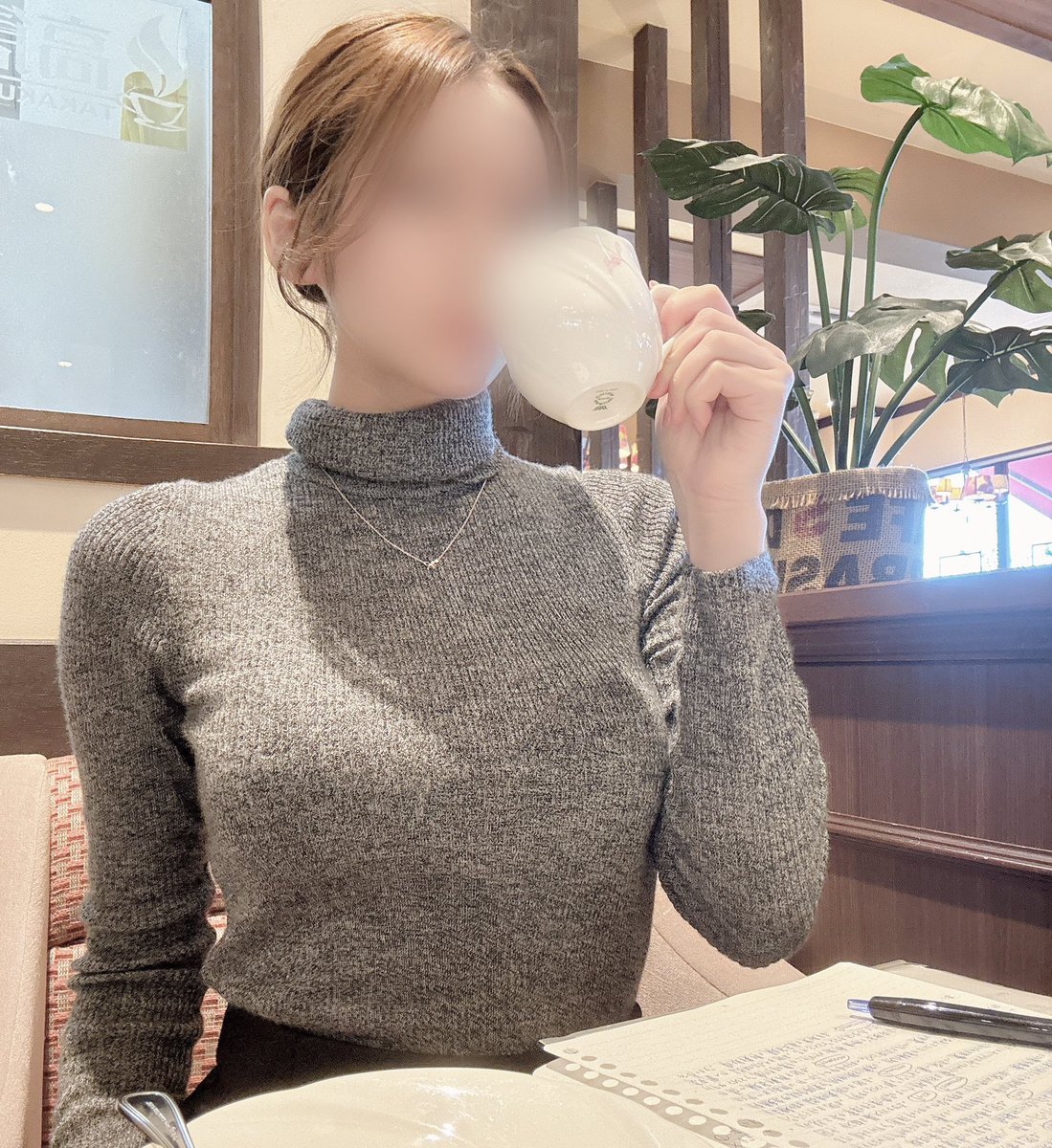 Saotome_0202's tweet photo. 🌸【実体験】宅建「後」の資格取得ルート🌸

1. 宅建
↓
2. FP3級
↓
3. 日商簿記3級
↓
4. FP2級
↓
5. ITパスポート
↓
6. 証券外務員2種
↓
7. 行政書士
↓
8. 賃貸不動産経営管理士
↓
9. 管理業務主任者
↓
10. 日商簿記2級
↓
11. 販売士2級
↓
12. ビジネス会計検定2級
↓
13. 基本情報技術者
↓
14. 日商簿記1級
↓
15. 中小企業診断士1次

※合格証書, 勉強時間, 費用など詳細は過去投稿でまとめています。