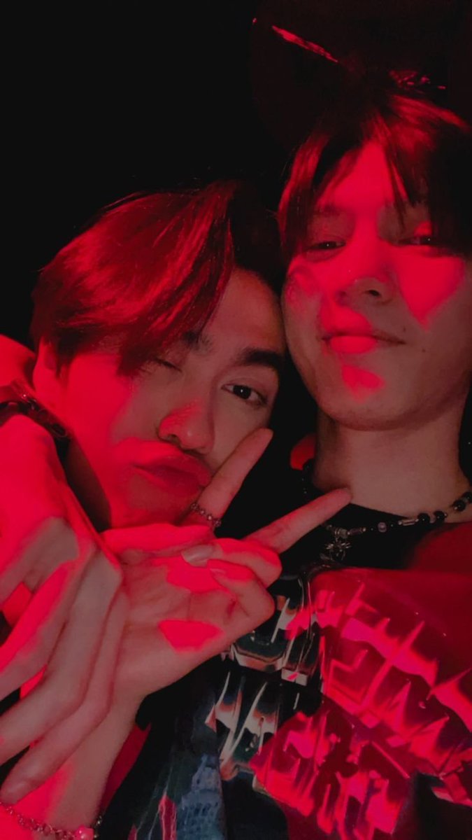 CharlieIsMe5's tweet photo. These are the boys we’re doing this for 🥹💗 @GMMTV, please give AouBoom the time to shine like they deserve. They deserve to be seen, loved, and given every opportunity to show the world how amazing they are🫶🏻
 #AouBoom #BillionaireBiker https://t.co/9lCNRg6G7f