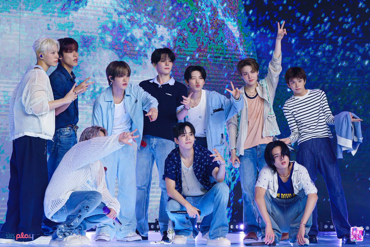 na_korhi's tweet photo. 👑MAMA FANS’ CHOICE 👑

1 RT = 1 VOTE 
1 REPLY = 1 VOTE

I vote #TREASURE for #2026MAMAVOTE

大好きな笑顔🩵 https://t.co/D3CjbQlgVW