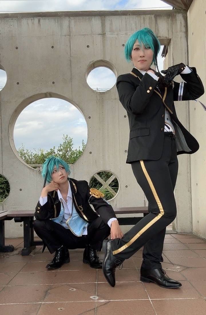 e_chan3171's tweet photo. ※cos
令和のアレやりたかった🐬

「何やってんの？」

「さ、ﾌﾛｲﾄﾞ！さぁ！」

「今気分じゃねぇし」

 #ハピコス https://t.co/JX8UicqVI4