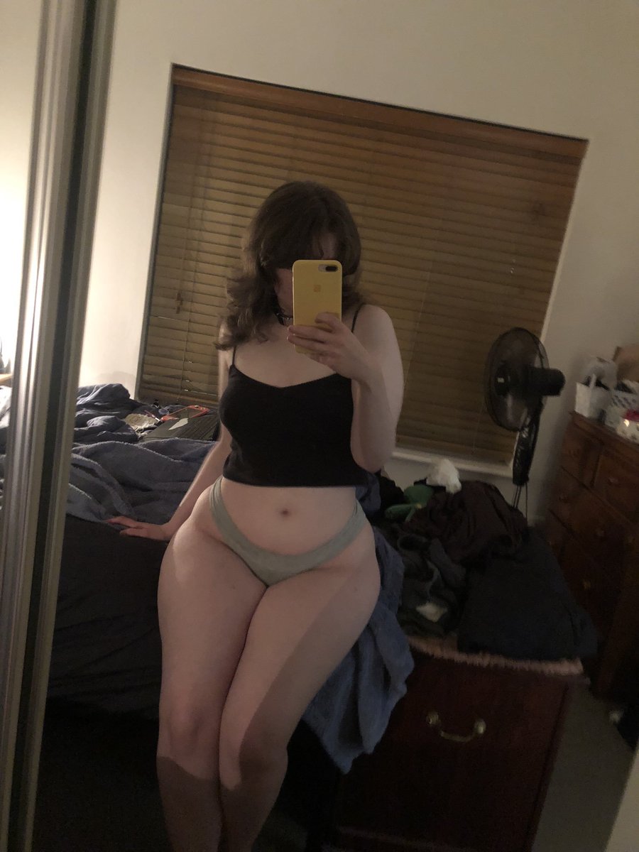 YmiiX1's tweet photo. Im chubby but i want a boyfriend #nsfwtwt https://t.co/asHxJWhVs1