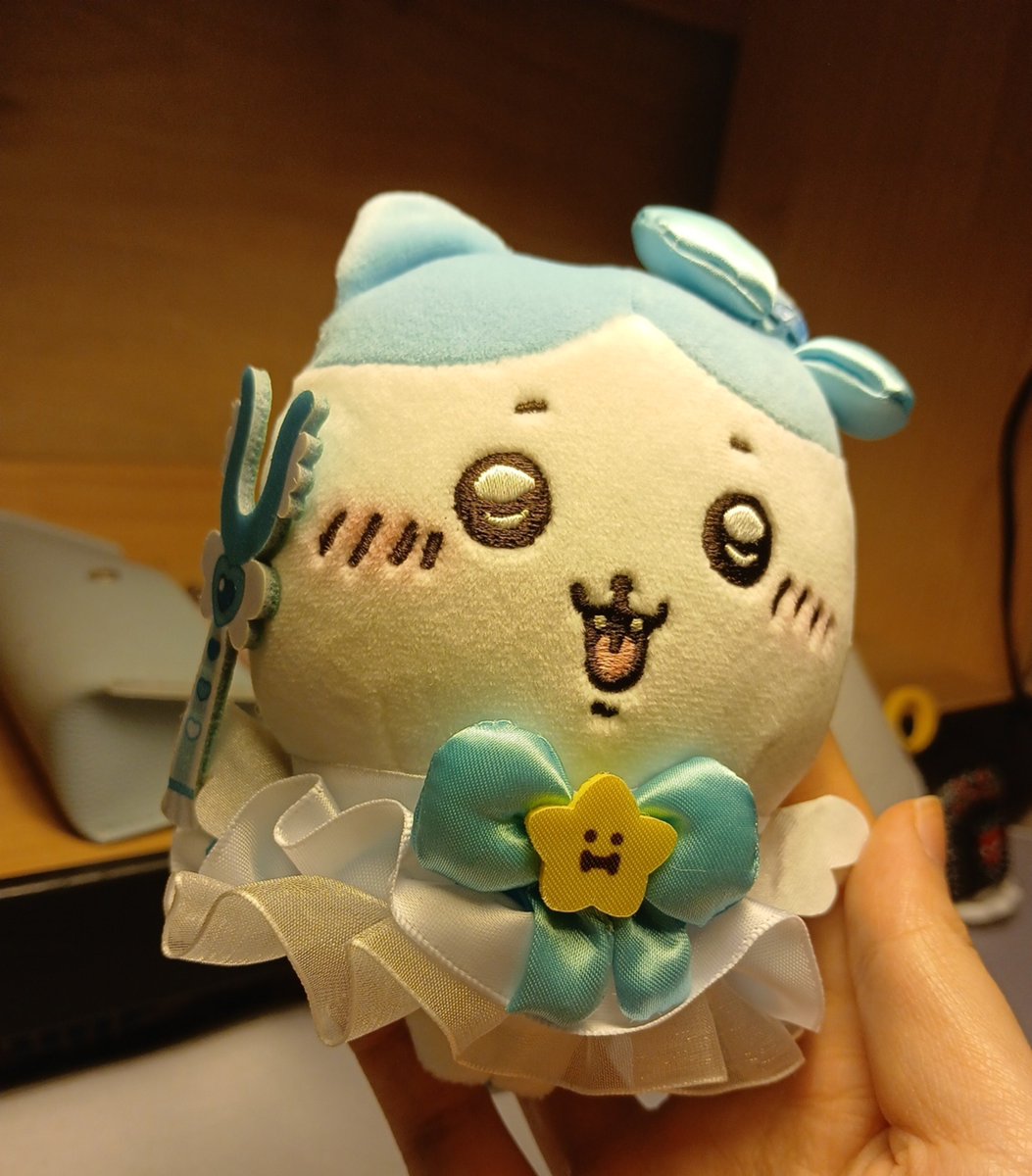 Achyo_orv's tweet photo. 치이카와 후기

너무너무너무 귀엽다. 근데 애매하게 찝찝함...
재밌었음 굿굿
★★★★☆

아래 사진은 영화랑 관련 없음
걍 하치와레가 너무 귀여워서 넣음 https://t.co/upyW7e9Qoq