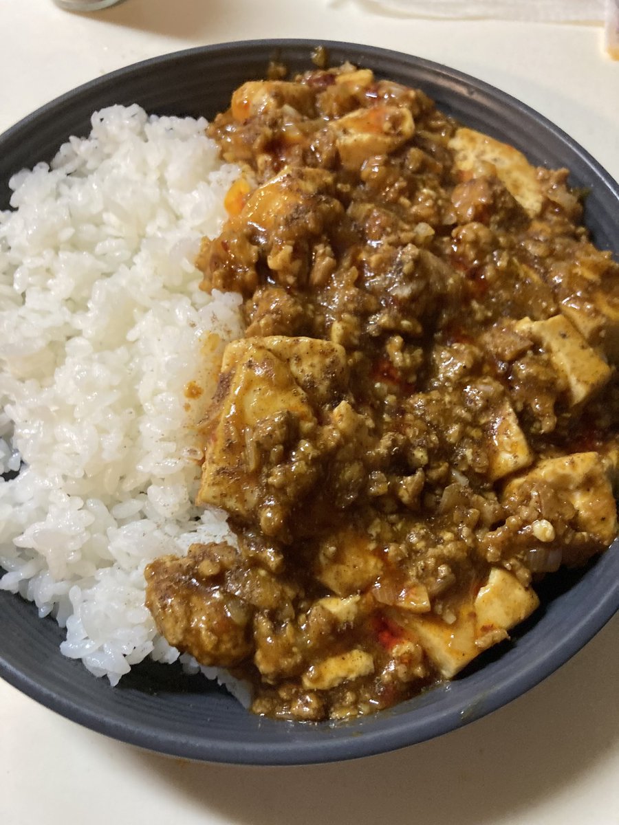 youichi_3's tweet photo. 今日は麻婆カレー🍛 https://t.co/cRv8p5ItjD