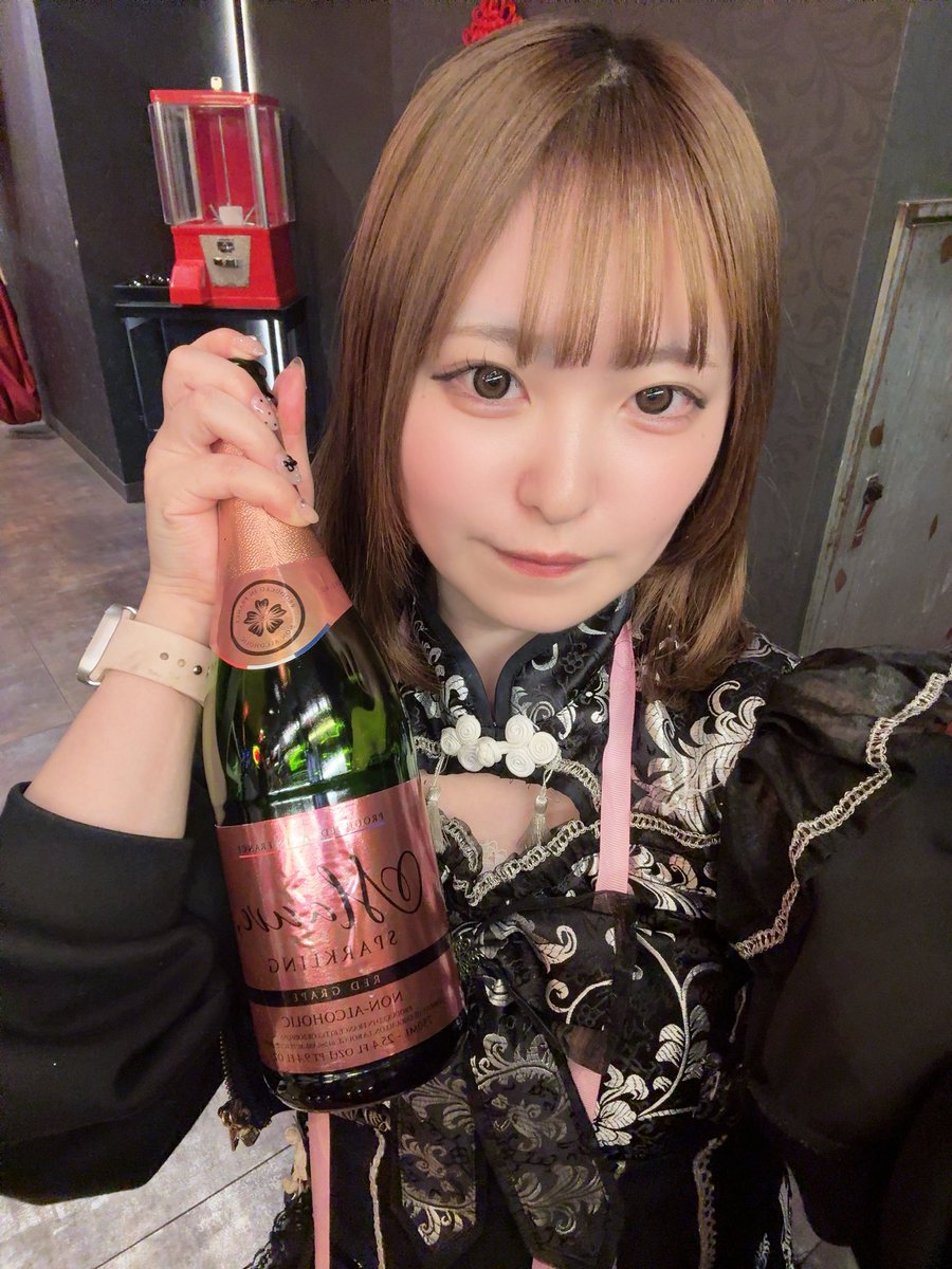 piu_lx's tweet photo. ろぐあうぴ> ̫<♩
またりぎみ日曜日だったけどはじめましてさんたくさん❕ありがとう^ᴗ ̫ ᴗ^♩
はじめてのおにいさん👦たちからお誕生日おいわいされて感激ㅠ  ̫ㅠ
お誕生日1日ちがいのノアちゃんとふたりで開栓できてとってもうれしかった✋🏻(   ͈ᴗ̀ ̫ᴗ́ ͈)👌🏻⟡.· https://t.co/OLnFUIDKSd