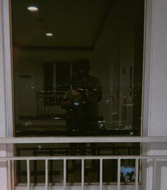 Mediyansr's tweet photo. Pernah ada orang yang bikin gue merasa susah banget buat dicintai. 

Sampai akhirnya gue ketemu orang-orang yang menerima gue tanpa banyak syarat. https://t.co/X5NWRwihyN