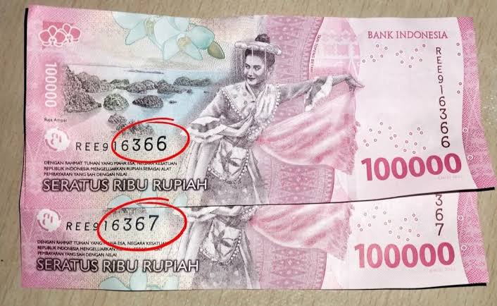 Lakonstory's tweet photo. Ada yang pernah lihat nomor seri duit seperti ini ?.

Kalau orang awam mungkin gak ngeh, atau lihatnya itu biasa saja, tapi kalau orang yang faham bisa jadi ini uang berbahaya dan harus ditolak !

Begini penjelasannya...

Sebuah utas https://t.co/NCbNLKWRXp