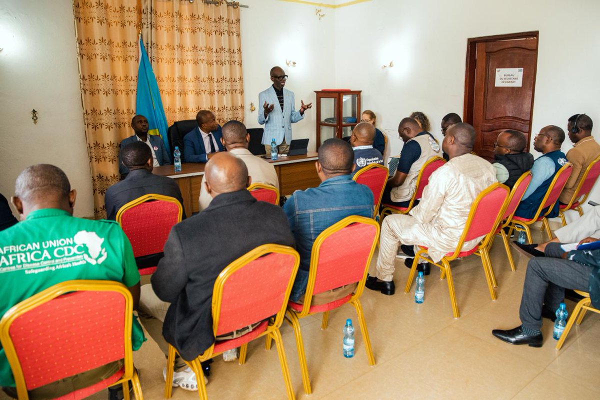 ProfJanabi's tweet photo. In Beni, I held important and fruitful discussions with members of the Provincial Assembly on strengthening #Ebola response in #DRC.

Local leaders are essential to building trust, community ownership and collective action. With around two-thirds of deaths occurring at home, working closely with the communities is critical to encouraging early care-seeking, which improves the chances of Ebola survival.

I thank the Assembly members for sharing their concerns and reaffirming their commitment to working together to protect communities and end this outbreak.
