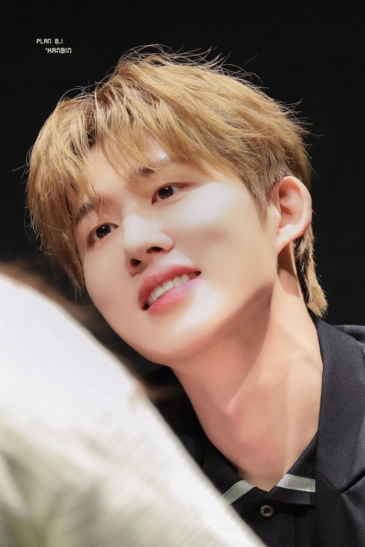 iKON11hanbin's tweet photo. 🐥👀🩷 https://t.co/sZLX5K4yhf