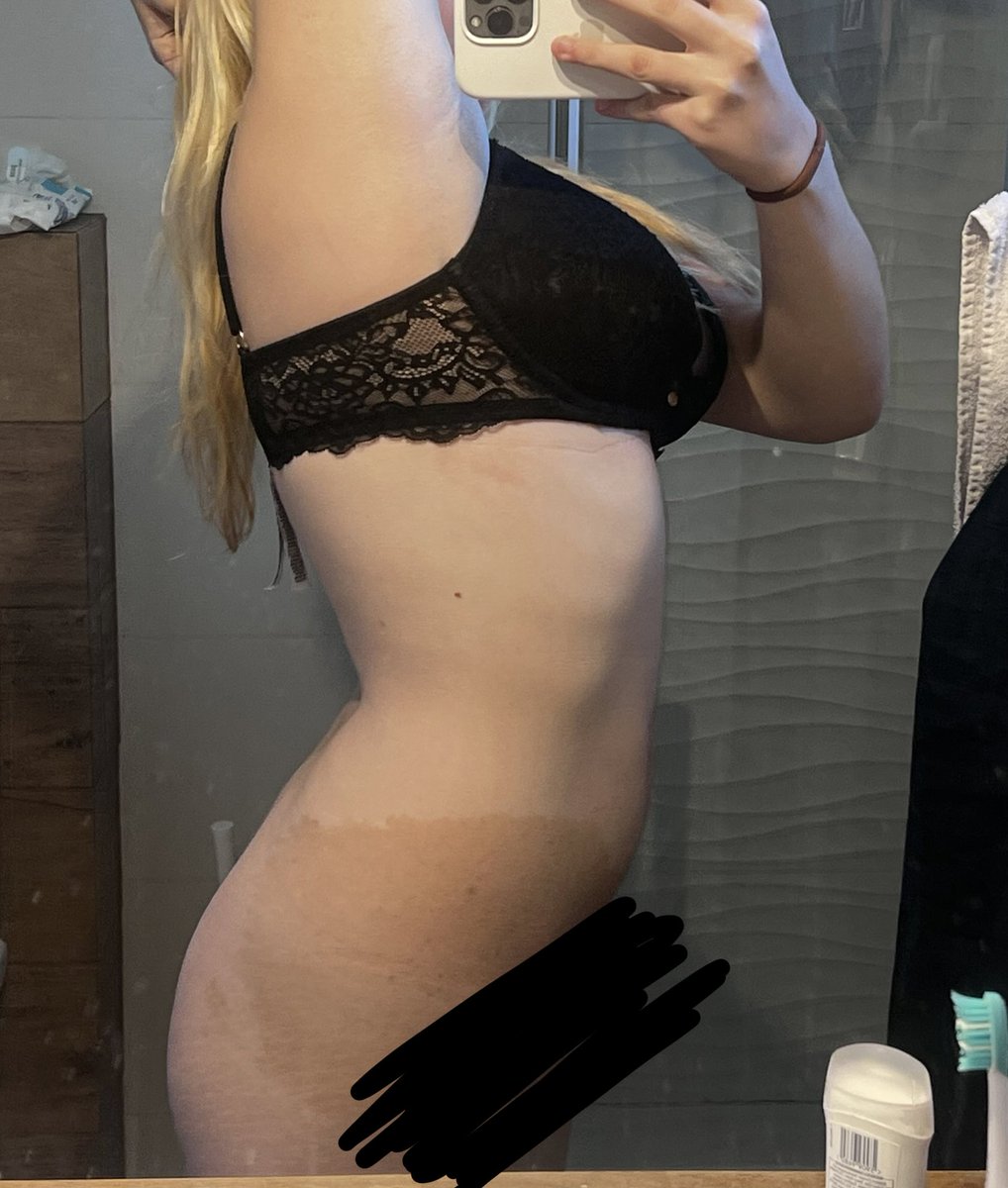 gigivgf's tweet photo. bmi 24 #bodycheck 
i gained again fml oh my god https://t.co/TfSTt9qN6o