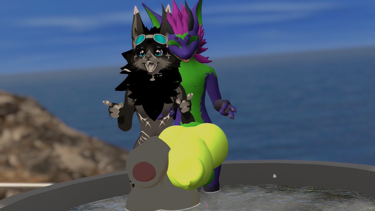FluffiVR's tweet photo. Then yesterday we were on the 🏖️ beach https://t.co/HNaI0Uf6AY