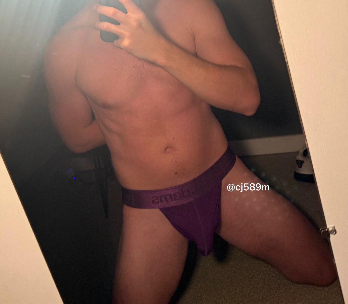 cj589m's tweet photo. use me? 😈😈 https://t.co/wyBqbax57f