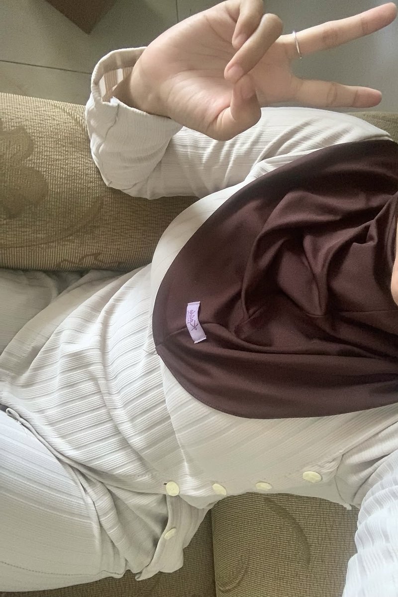 yourgurlxv's tweet photo. cowo cowo tuh takut ga si kalo punya cewe yg gampang pengen? hehe https://t.co/Vg1uJcYilD