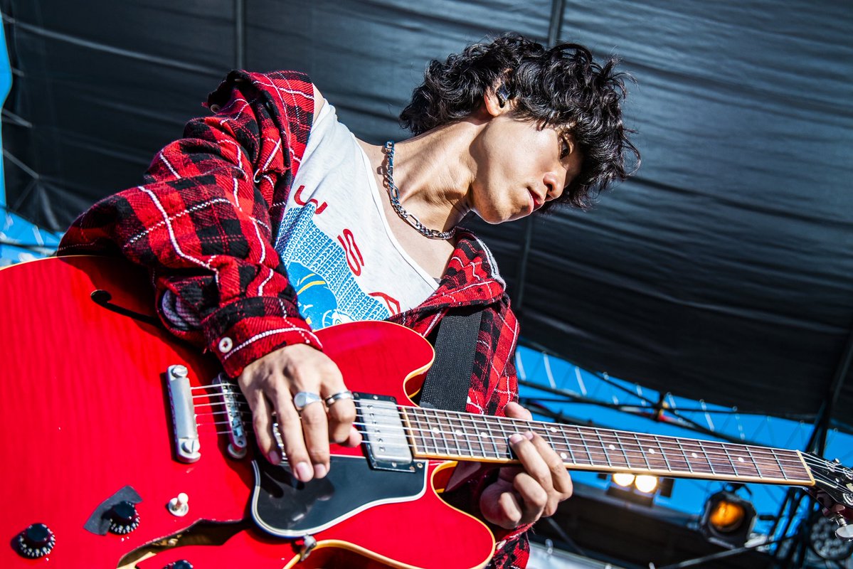 makimaki_keita's tweet photo. デブフェスあの時間あの場所で観てくれてありがとう！刺激と救いを感じた1日。また来年もこの場所に戻れるように頑張ろう。デブフェス最高だね！ https://t.co/71wTNkZc3b