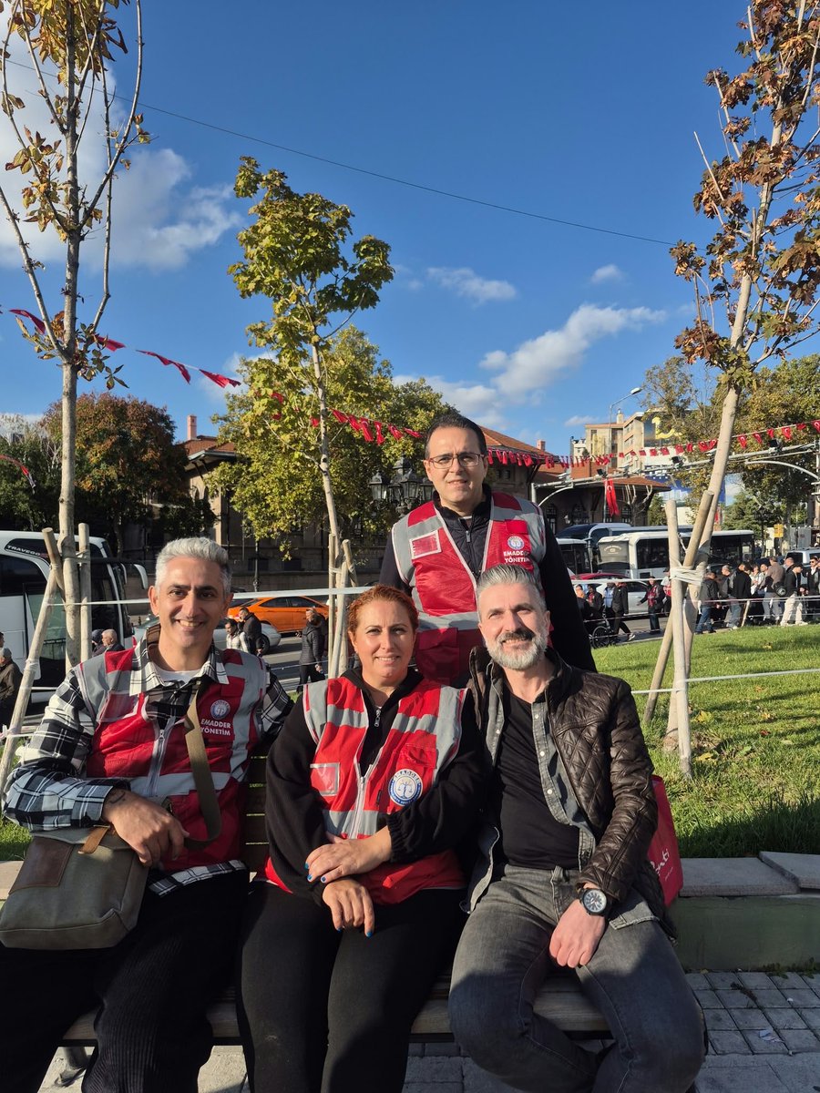 lalaaalaa's tweet photo. Sesimizi Ankara Ulus'tan duyurduk! 

Haklıyız, güçlüyüz ve kazanacağız. 

@mihribanugurluu 
#KademeUlusta 
#KademeliEmeklilik 
@EmadDernegi https://t.co/XYTOsr9Nlu