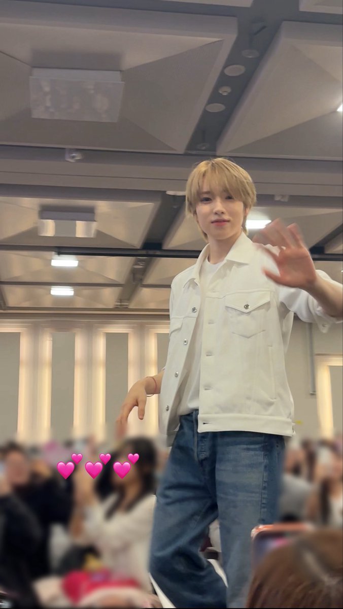 1ohyeon's tweet photo. 재미팬… 재미팬,,, https://t.co/0y3GpUMjZC