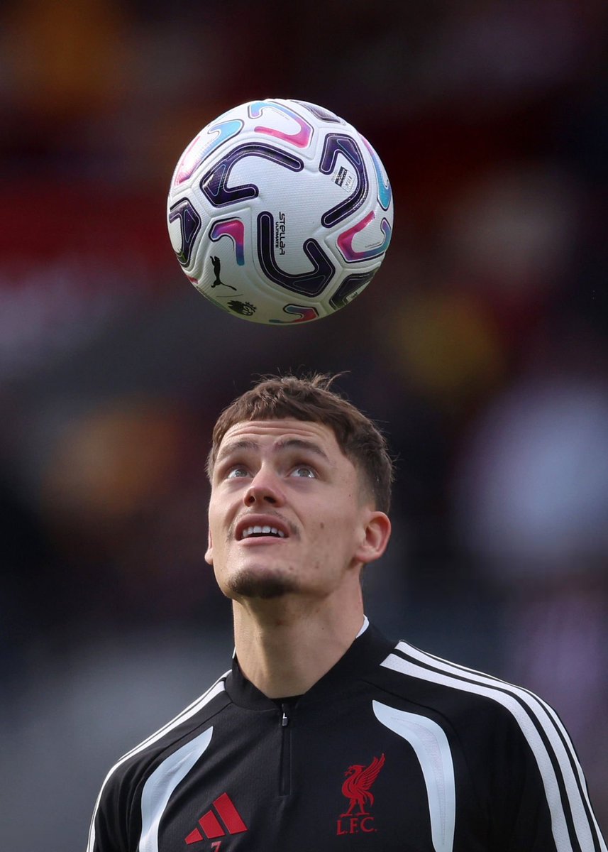 WirtzHQ's tweet photo. Florian Wirtz
#BRELIV https://t.co/d3tGgTGM9V