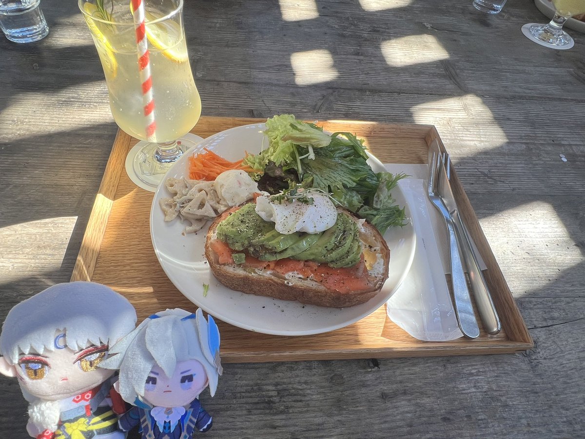 Lieemunn's tweet photo. もと職場のメンバーと行ってきた！(ˊᵕˋ)
とりあえずオシャレだったわ笑笑 https://t.co/ufgDnJEWGd