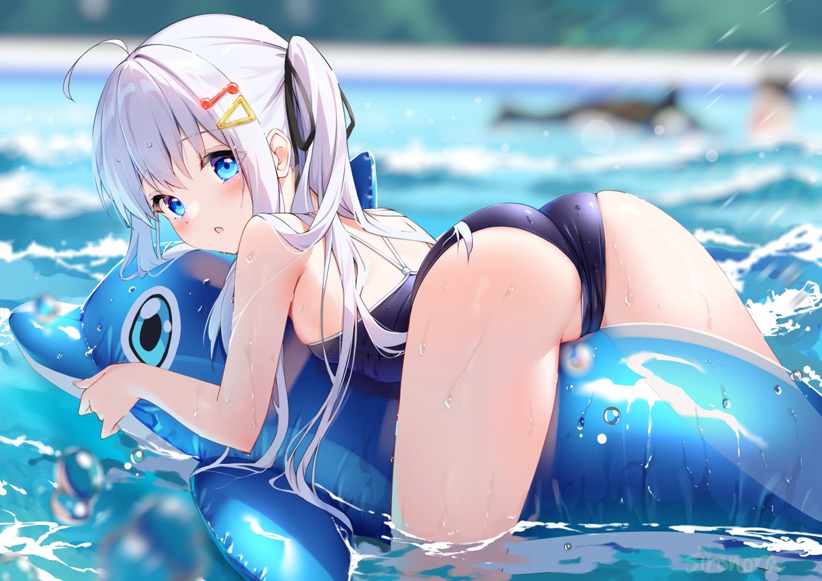 sironora_nyan's tweet photo. イルカの浮き輪🐬 https://t.co/zZbm1HPcbv