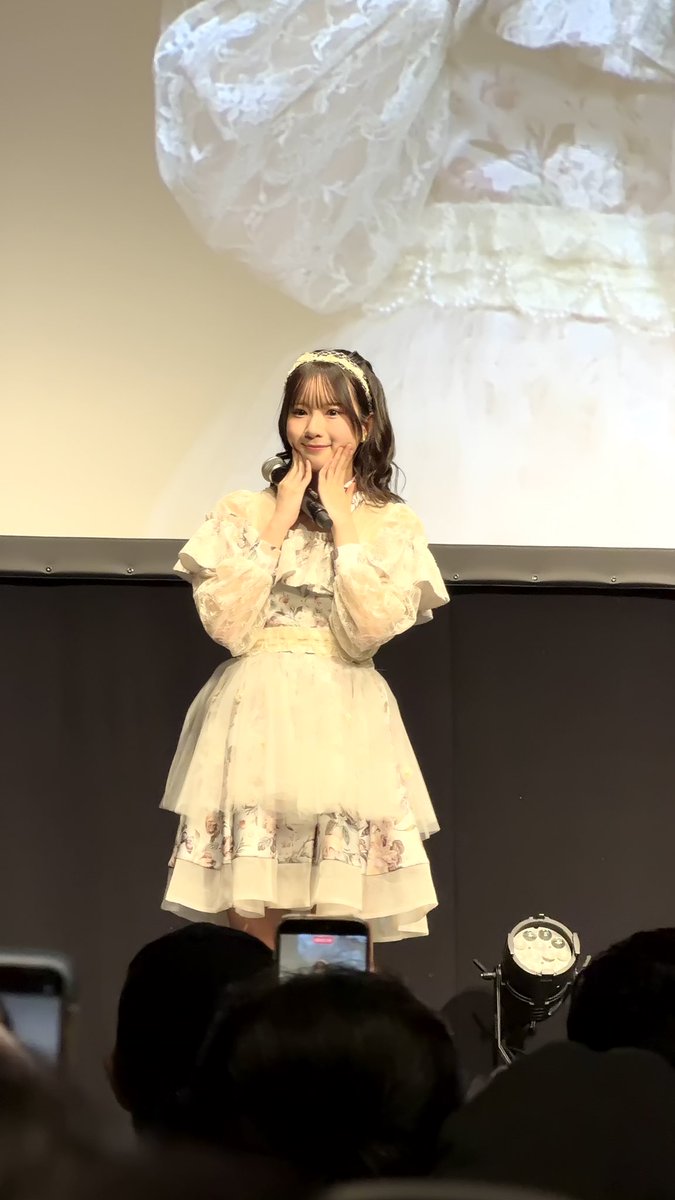 RRRrrr18212's tweet photo. 歌も去年よりめっちゃ上手くなってたしセトリとっても良かった🥹🫶🏻
#橋本恵理子Fanclub2026秋 https://t.co/i2YZU2NaLB