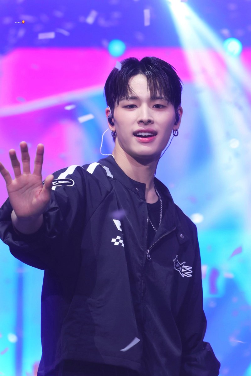 rururong123's tweet photo. #HARU #하루 #ハル https://t.co/zrMdHeT3fs