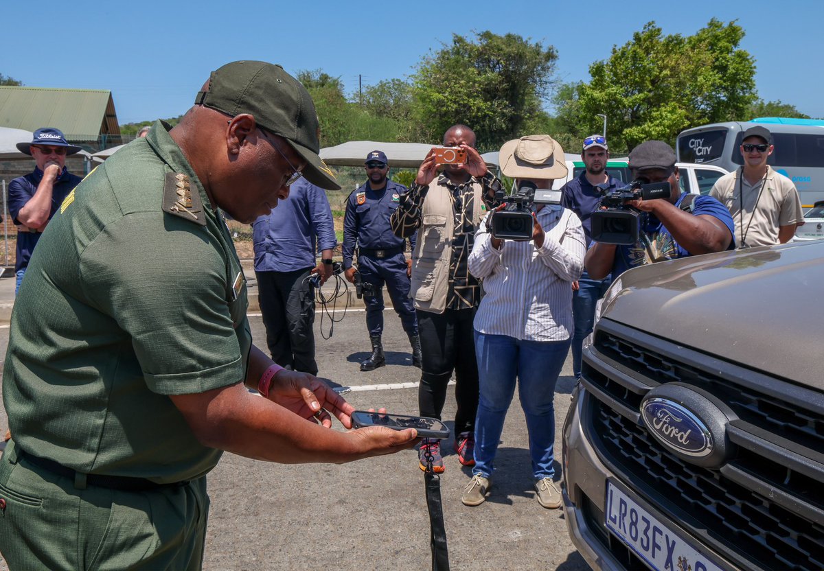 TheBMA_SA's tweet photo. #VTSLaunch With vehicle theft and cross-border vehicle smuggling posing security challenges, the BMA’s Vehicle Targeting System aims to strengthen the identification and interception of suspicious vehicles through intelligence-led selection. https://t.co/nEIUj3fexQ