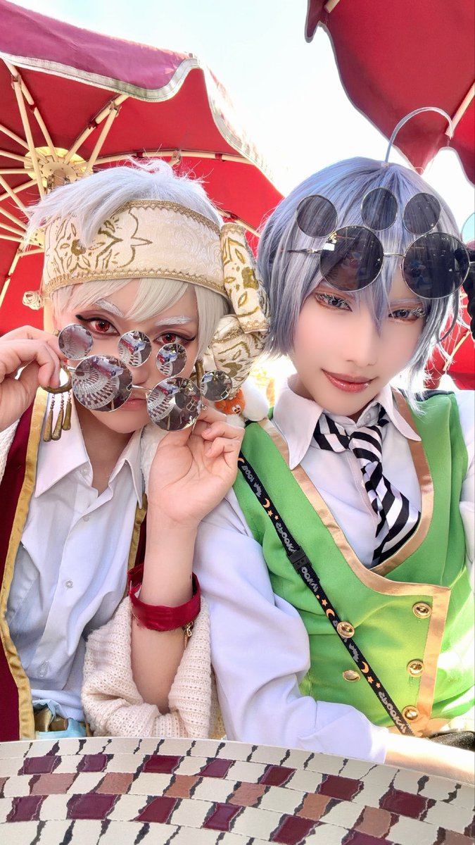 _hibiki_0613's tweet photo. 2Aいらふわデートめっちゃ満喫した💚🧡
🦦　@icelatetudk
#Dハロ仮装 #Dハロ仮装2026 #Dハロツイステ https://t.co/hvBpQrW2Tc